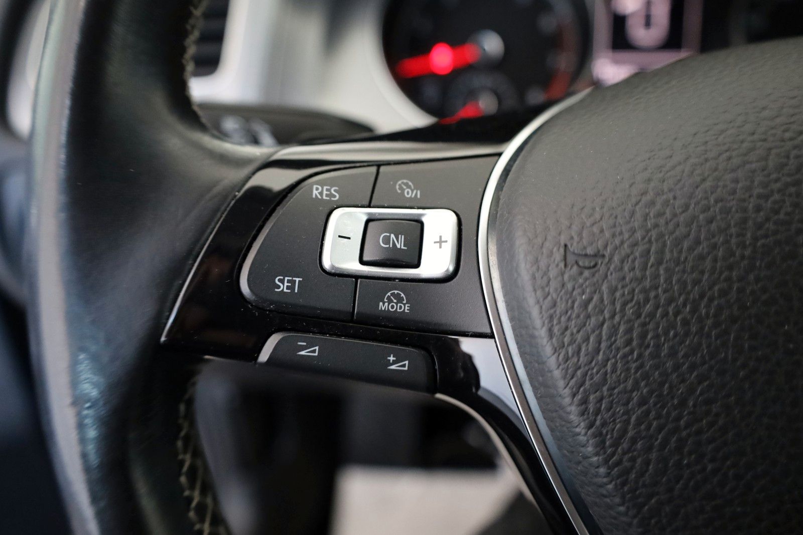 Fahrzeugabbildung Volkswagen Golf VII Lounge BMT,DSG,Park Assist, Allwetter