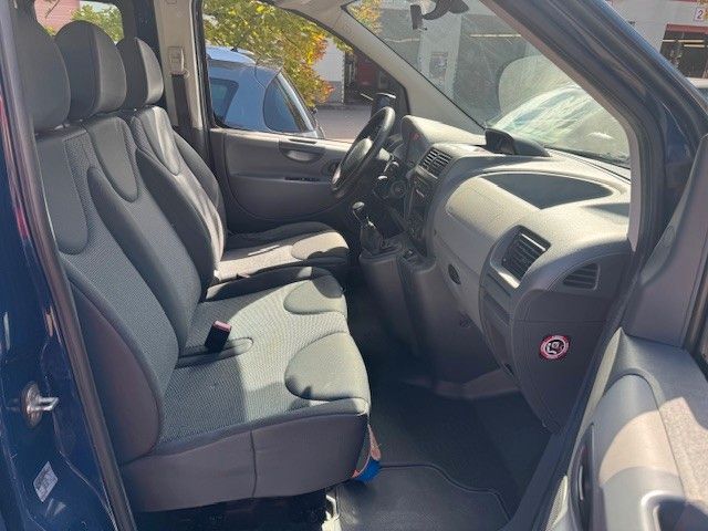 Fahrzeugabbildung Peugeot Expert Kasten L2H1 Kasten BEHINDERTEN UMBAU