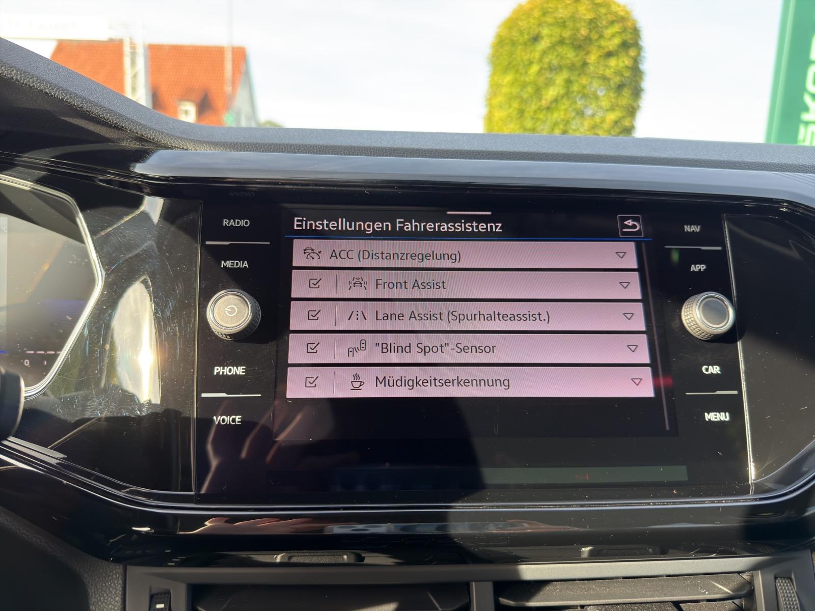 Volkswagen T-Cross 1.0 TSI DSG Style AHK LED Kamera PDC LM, миниатюра 17
