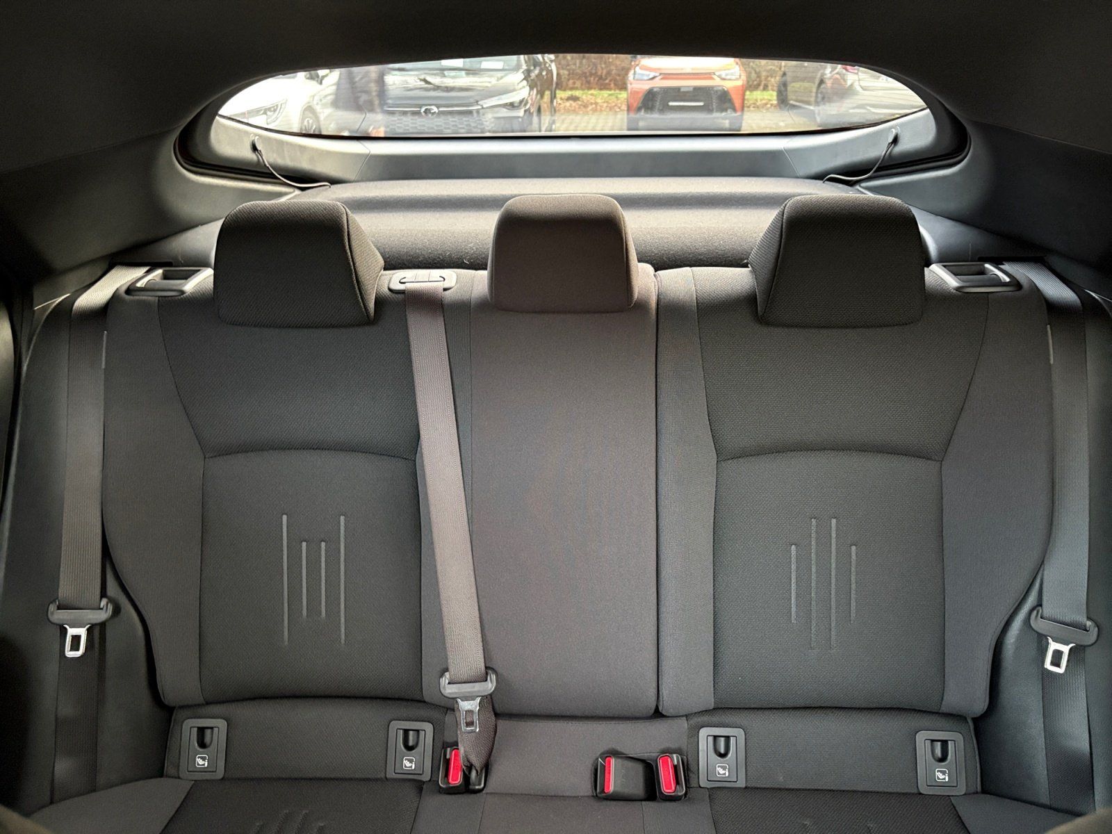 Toyota C-HR - Bild 14