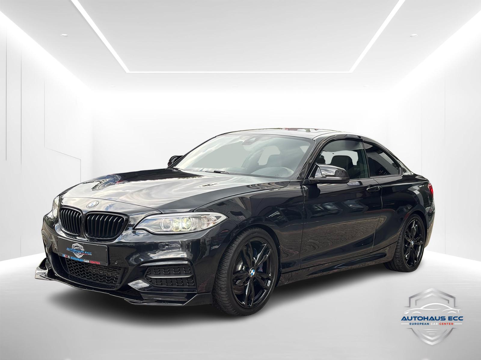 BMW M235i Coupé F22 326 ch BVA – Pack M – Toit ouvrant – Cuir – GPS Professional – 89 000 km