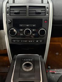 Land-Rover Discovery Sport - 10