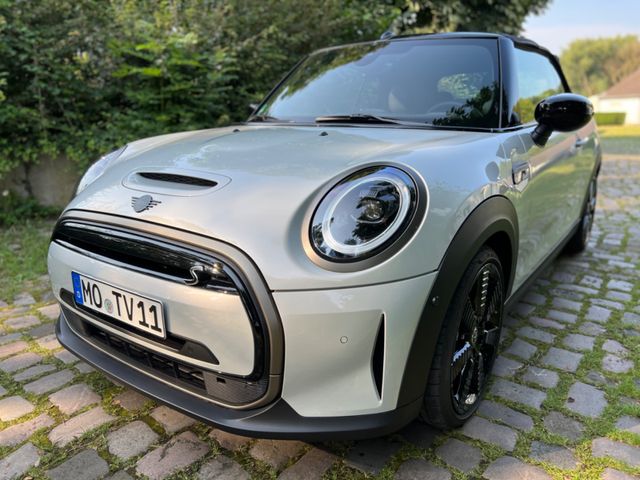 MINI Cooper SE Cabrio Mehrwertsteuer 18 Zoll