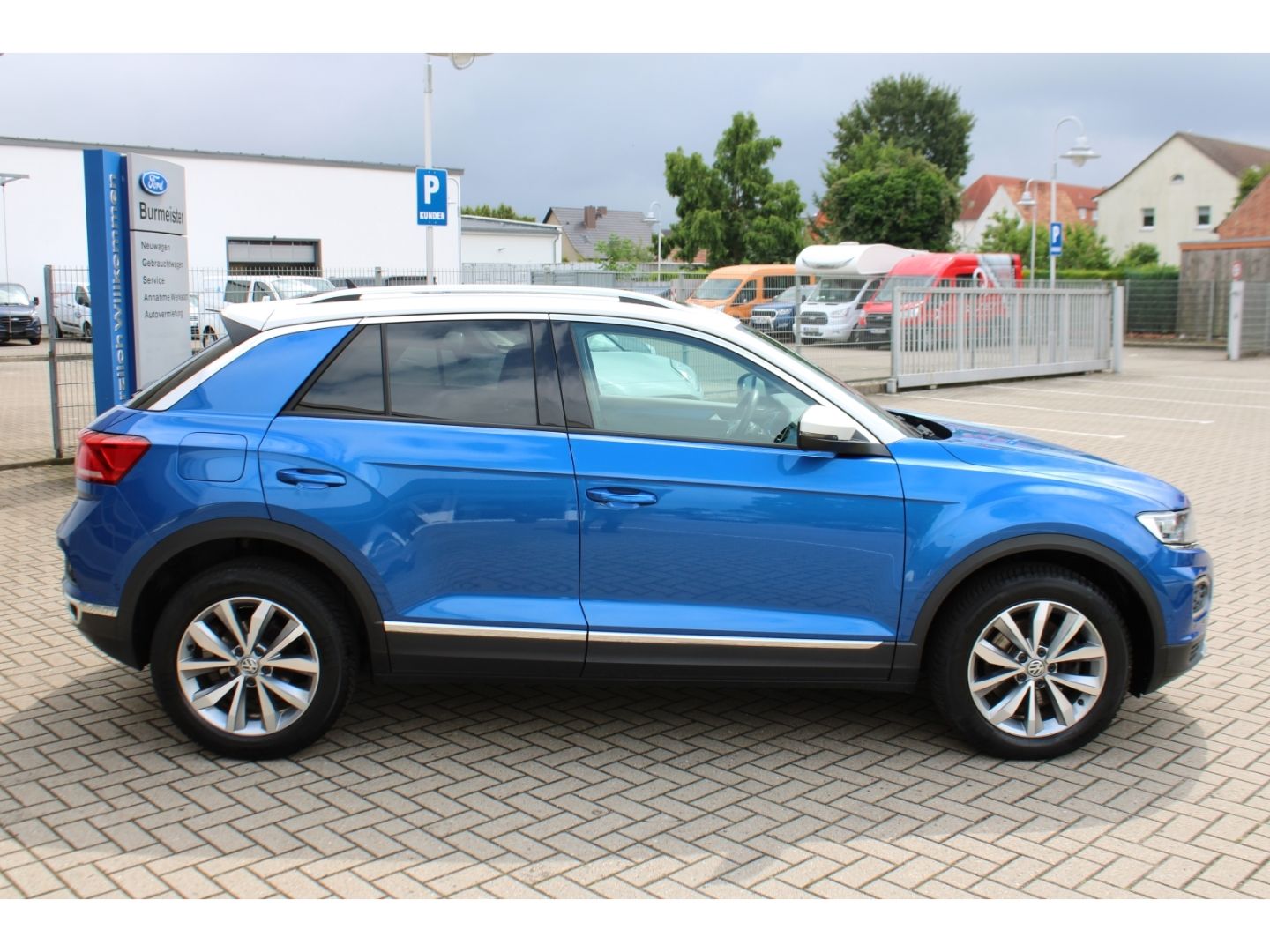 VW T-Roc 1.5 TSI Style 45 DSG ACC LED Pano RFK StHz - Image 6