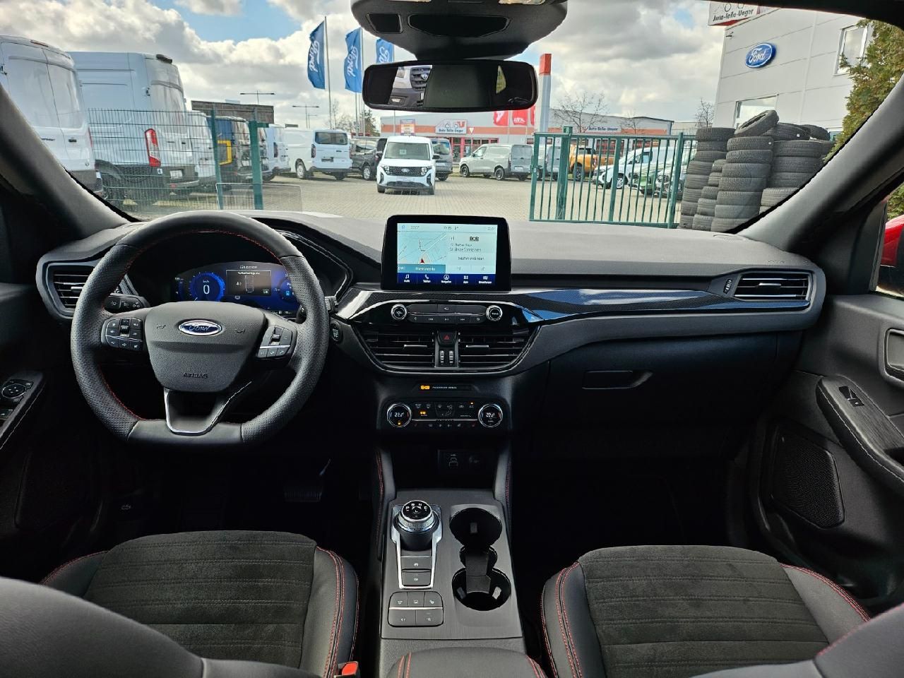 Fahrzeugabbildung Ford Kuga Plug-In Hybrid ST-Line X