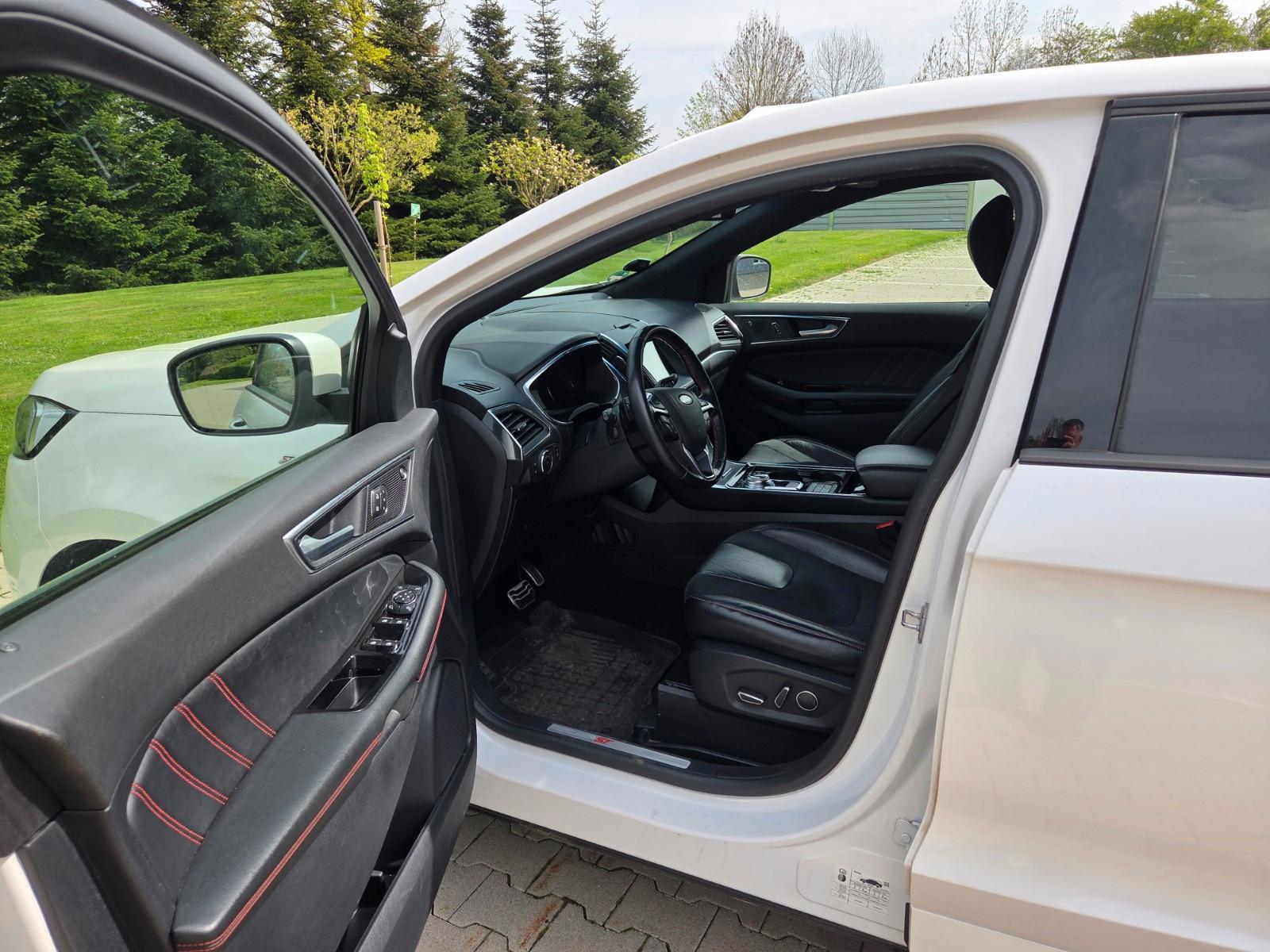 Ford Edge 2,0 l EcoBlue Bi-Turbo 4x4 ST-LINE Auto...