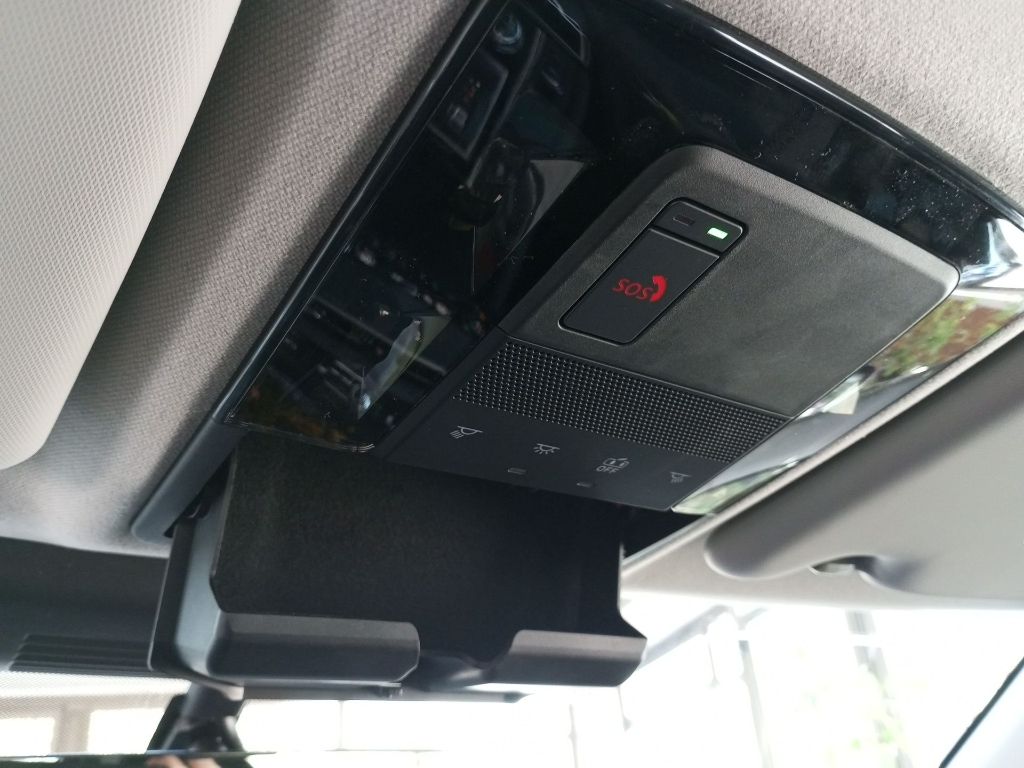 Fahrzeugabbildung Mitsubishi Outlander 2.4L PHEV BASIS