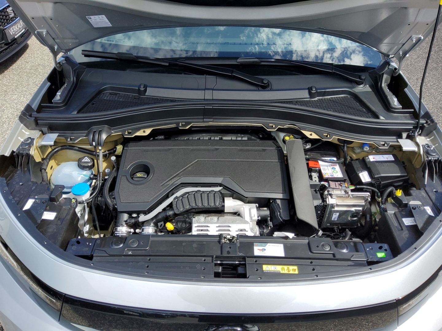 Fahrzeugabbildung Opel Frontera GS Hybrid Tech-P, Allwetter, Sitzh.,PDC