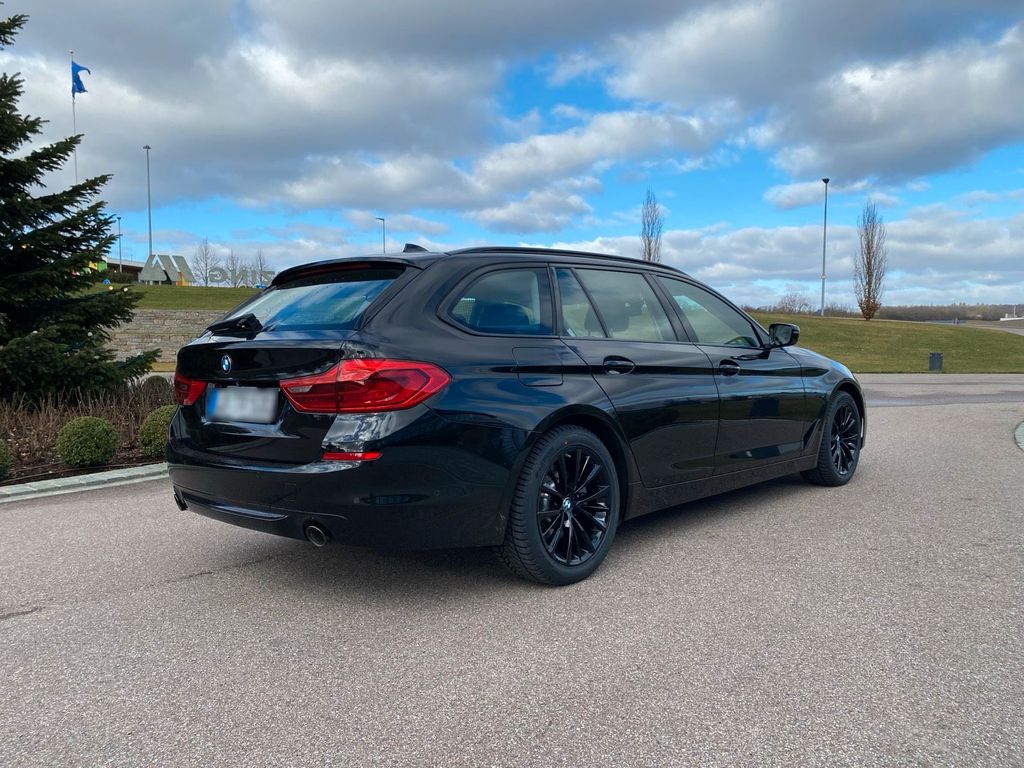 Image of BMW 520