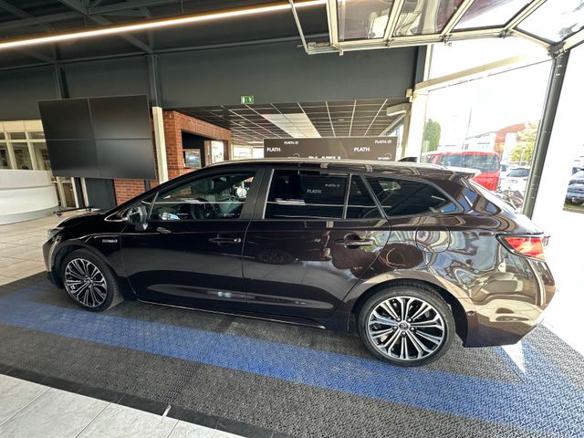 Toyota Corolla  Touring Sports Hybrid Club