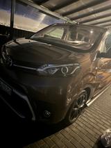 Toyota Proace (Verso) 2,0-l-D-4D 130kW L1 Executive...