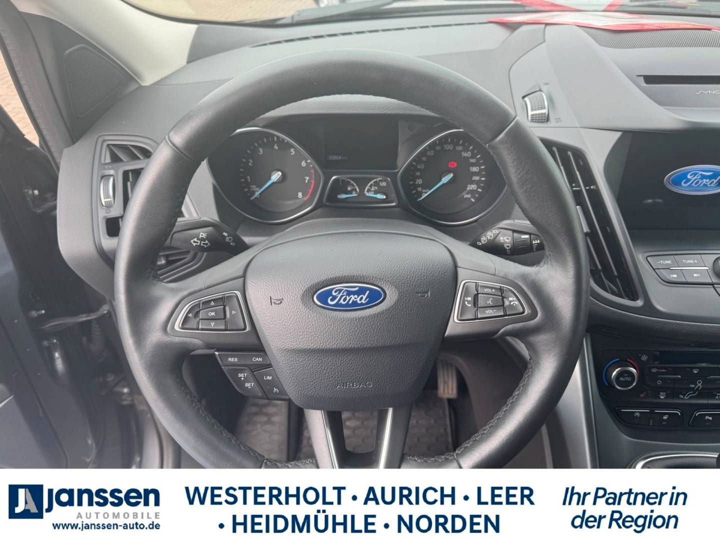 Fahrzeugabbildung Ford Kuga EcoBoost Cool & Connect