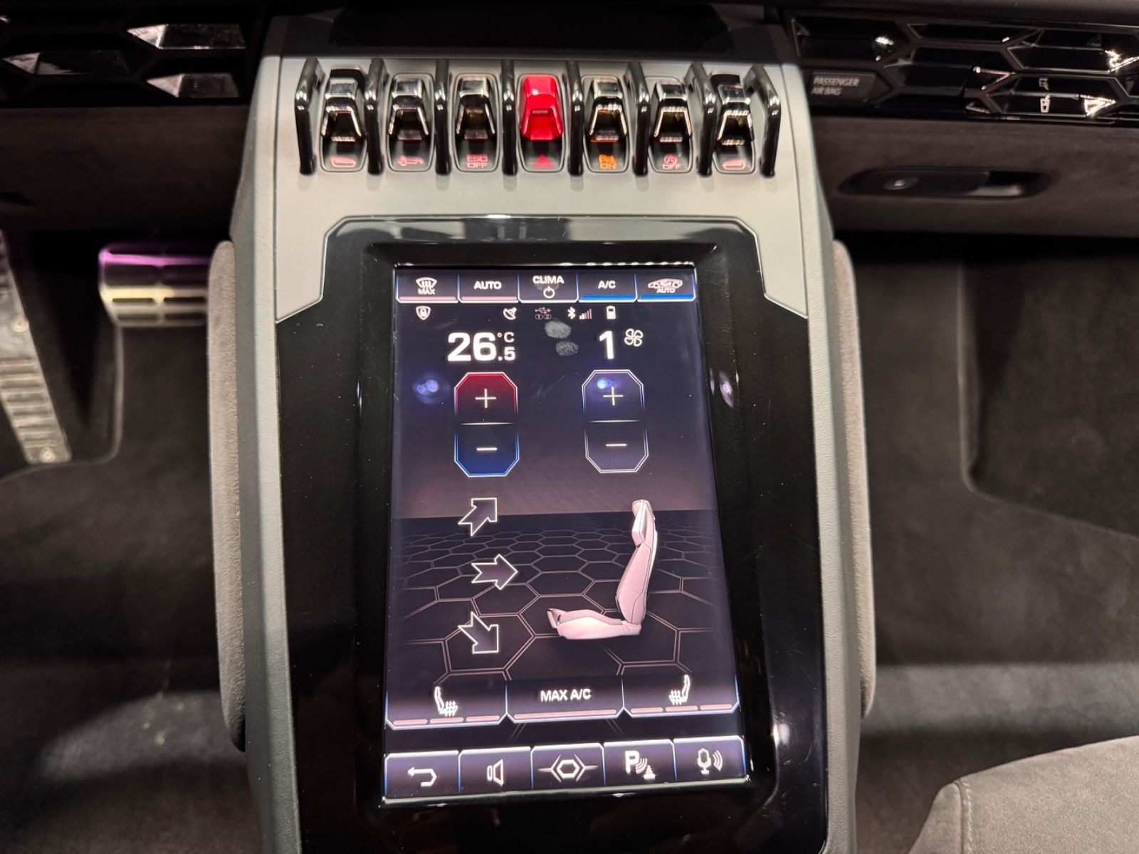 Fahrzeugabbildung Lamborghini Huracan EVO LP640|LIFT|SENSONUM|KAMERA|AD PERSON