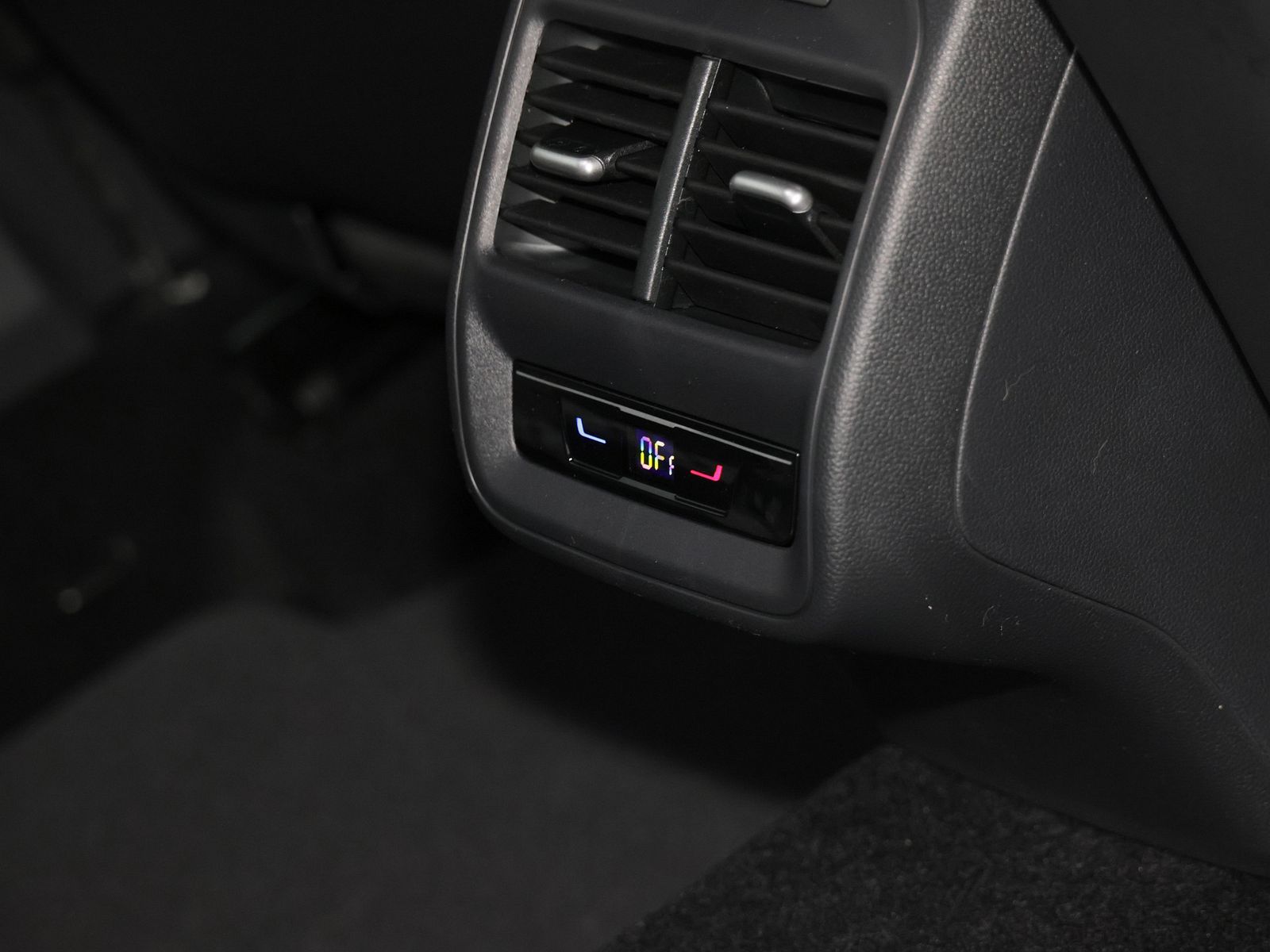 Volkswagen Passat Variant - Bild 15