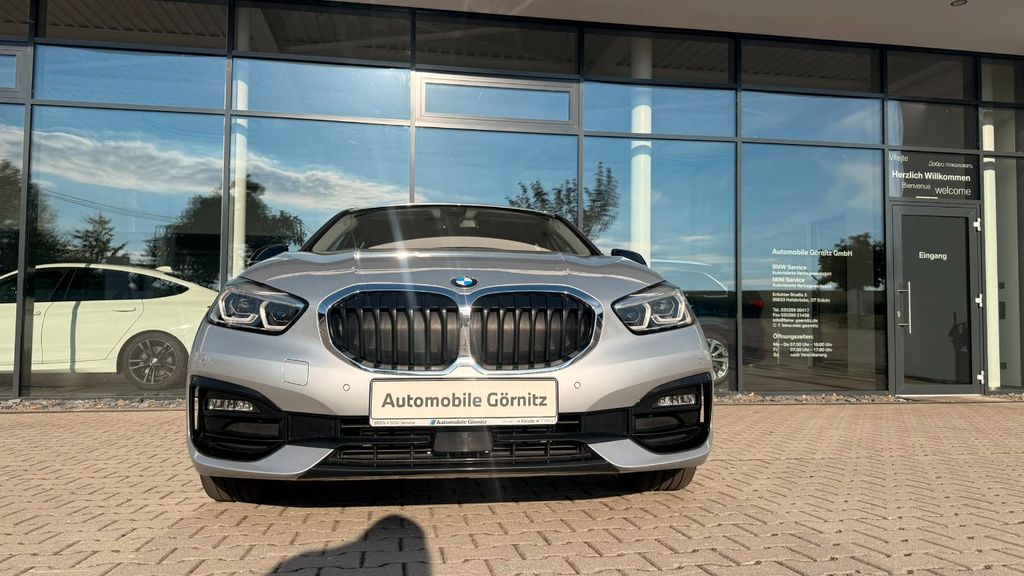 BMW 120 d xDrive SPORT/RFK/SPORTSITZ/NAVI/LED/DAB, Bild 2