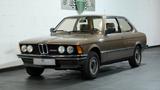 BMW 323i - BMW 323: Coupe, 323i