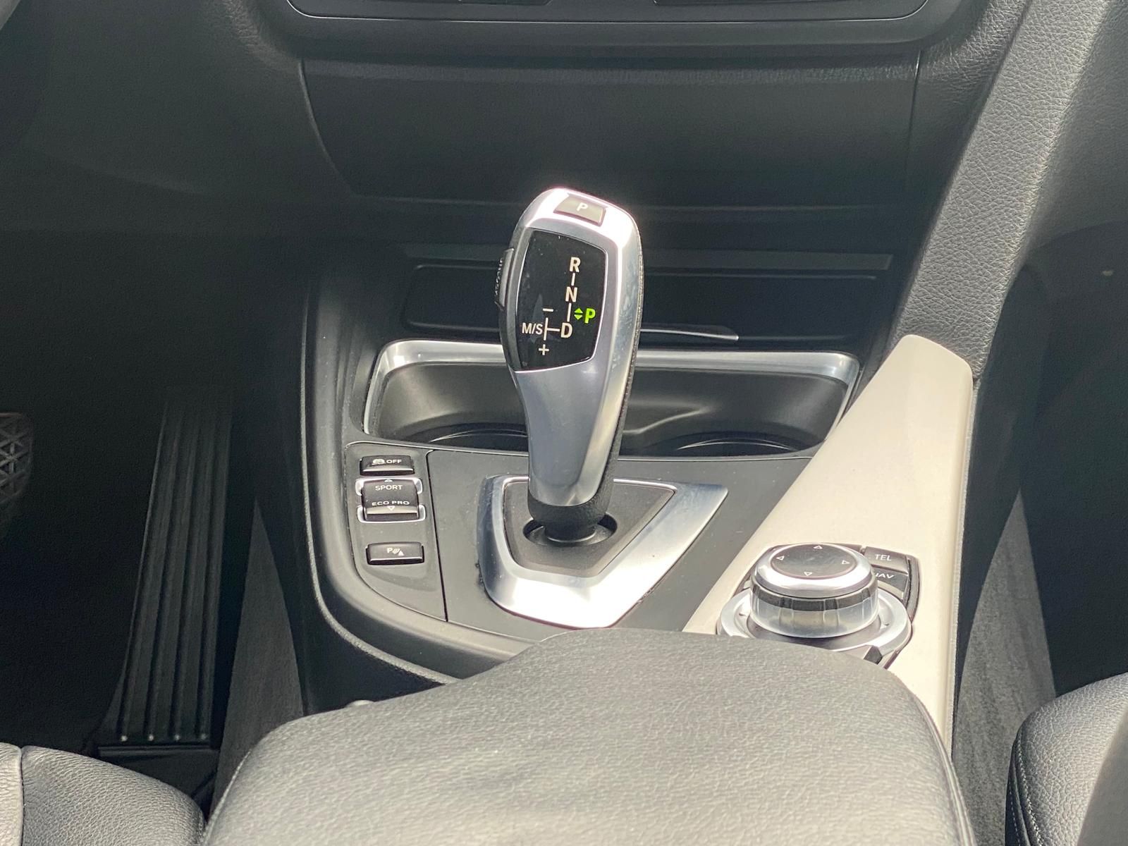 Fahrzeugabbildung BMW 335d xDrive Touring EU6 AHK