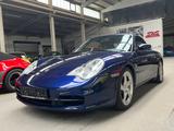 Porsche 911 996 Carrera 4 Cabriolet 2003 - blaue Porsche 996