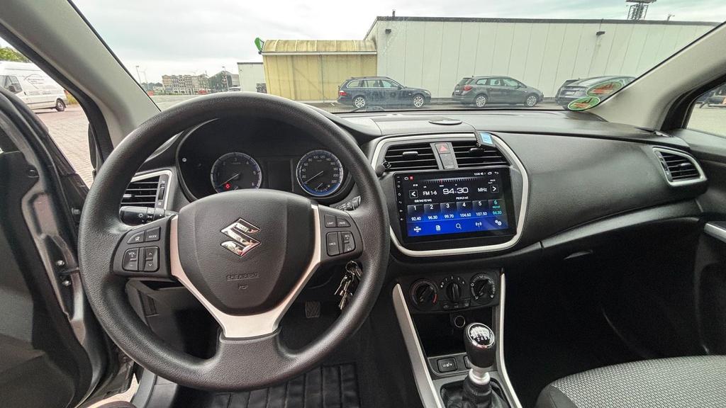 Suzuki SX4