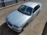 BMW 328i Coupe 328i M-Clubsport - Oldtimer: Sportwagen