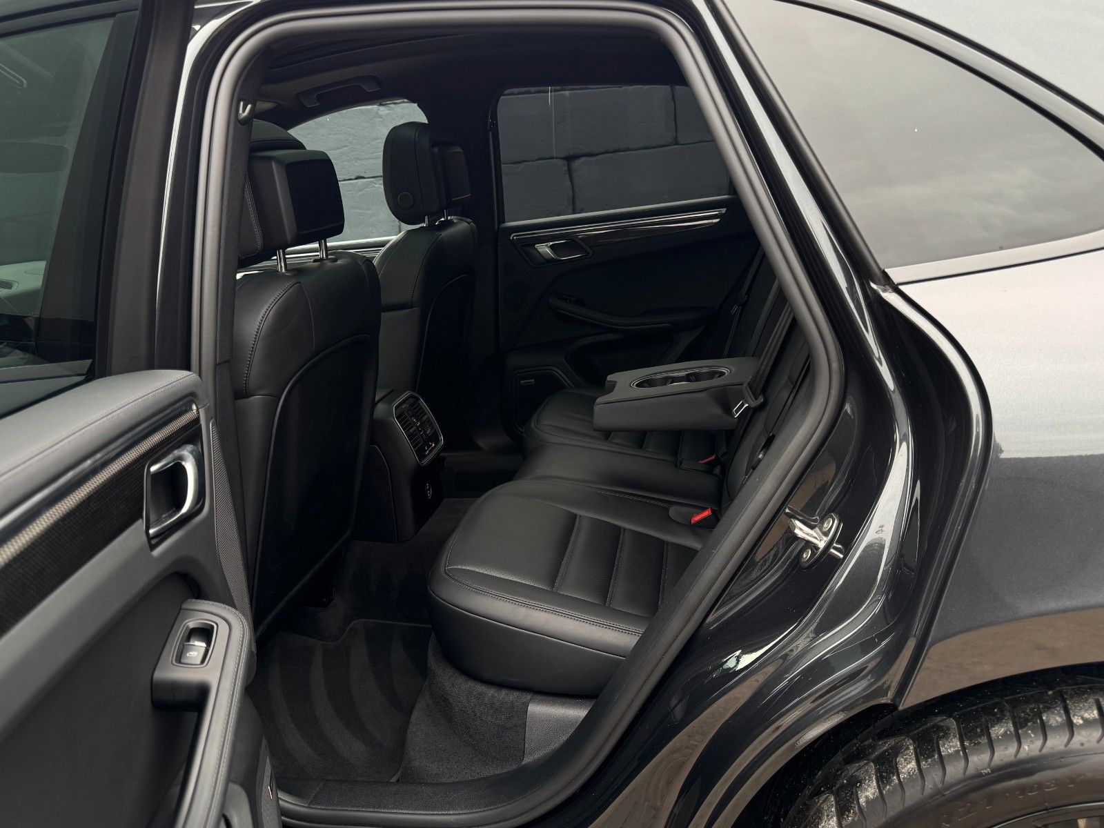 Fahrzeugabbildung Porsche Macan GTS PASM Chrono Carbon Pano Bose Std-HZG