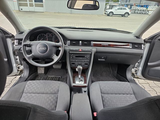 Audi A6 Lim. 3.0 quattro Automatik