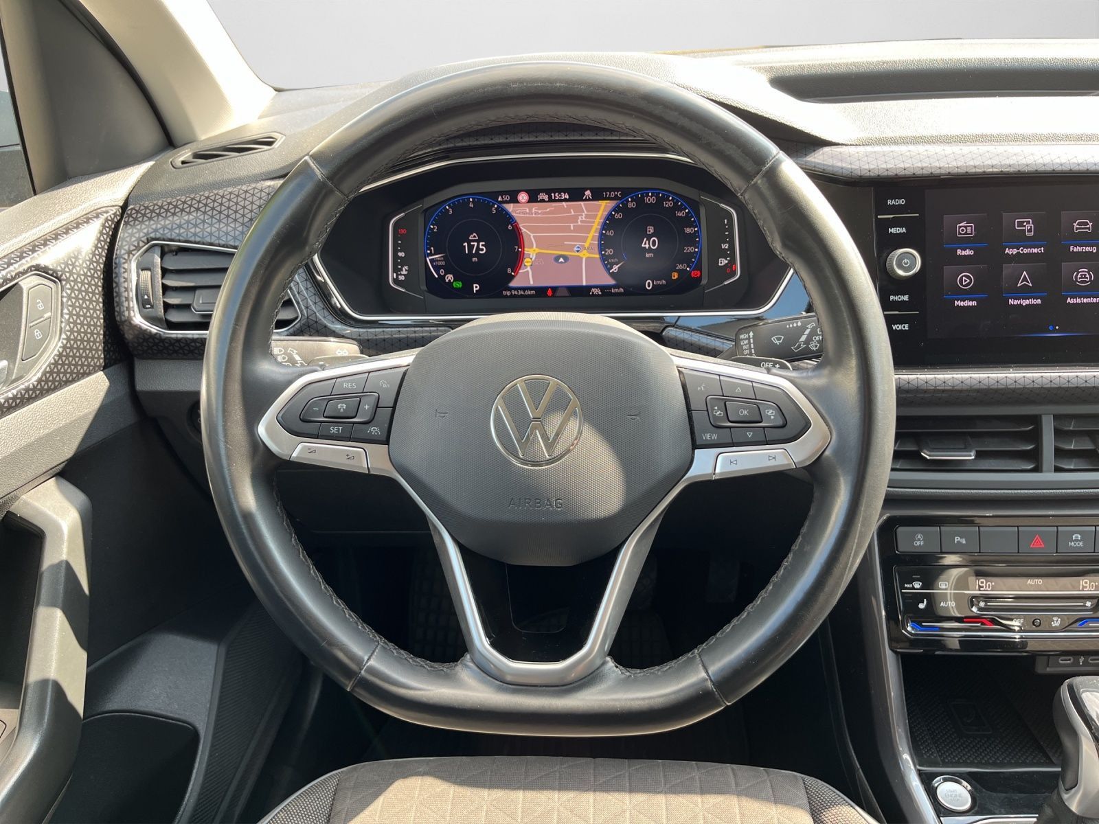 Volkswagen T-Cross - Bild 10