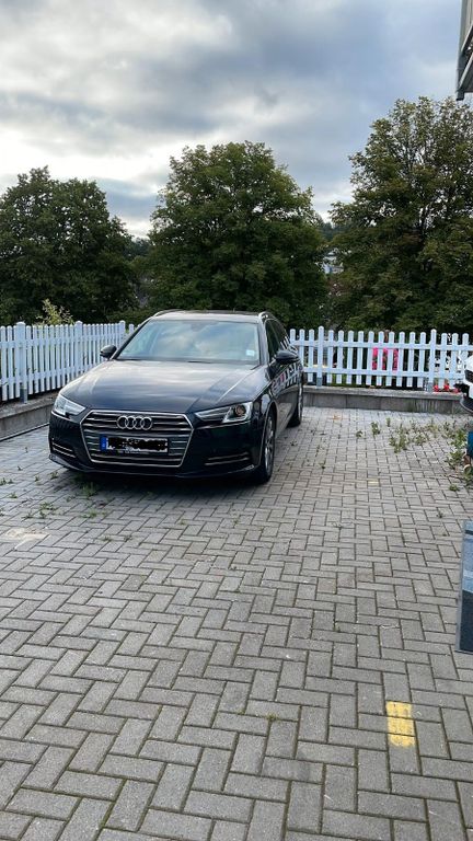 Image of Audi A4