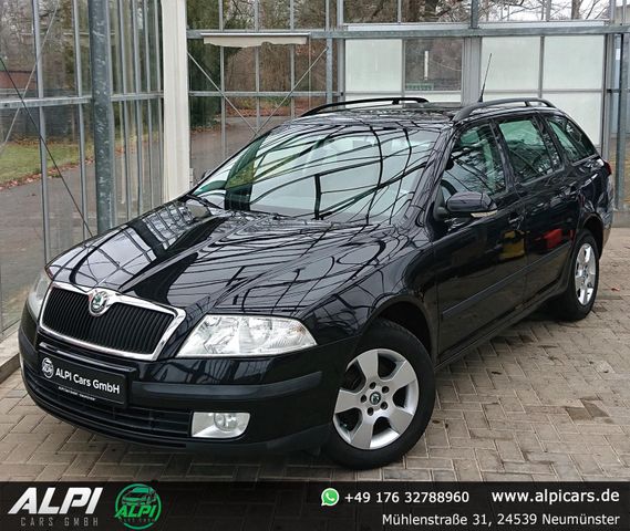 Skoda Octavia 1.6 Combi Ambiente *SITZHEIZ./EINPARKHIL