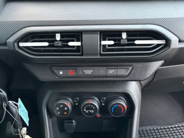 Dacia Sandero SCe 65 Essential