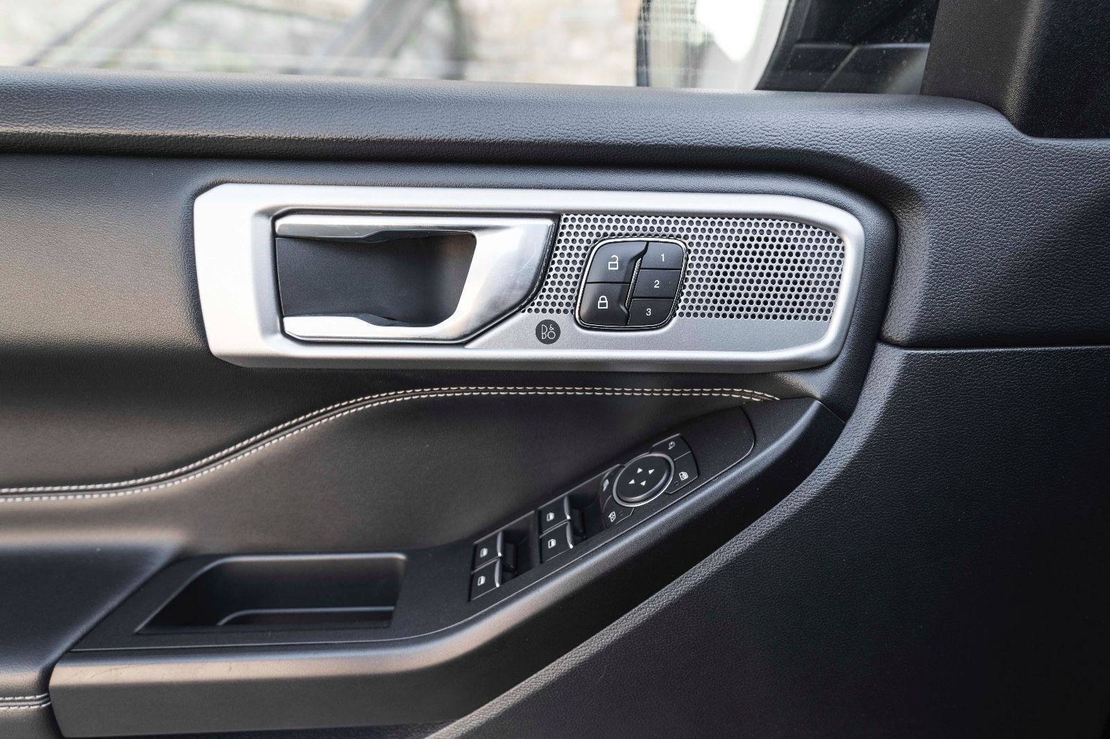 Fahrzeugabbildung Ford Explorer ST 4X4 ACC AHK NAV B&O 360° TOTW PANO