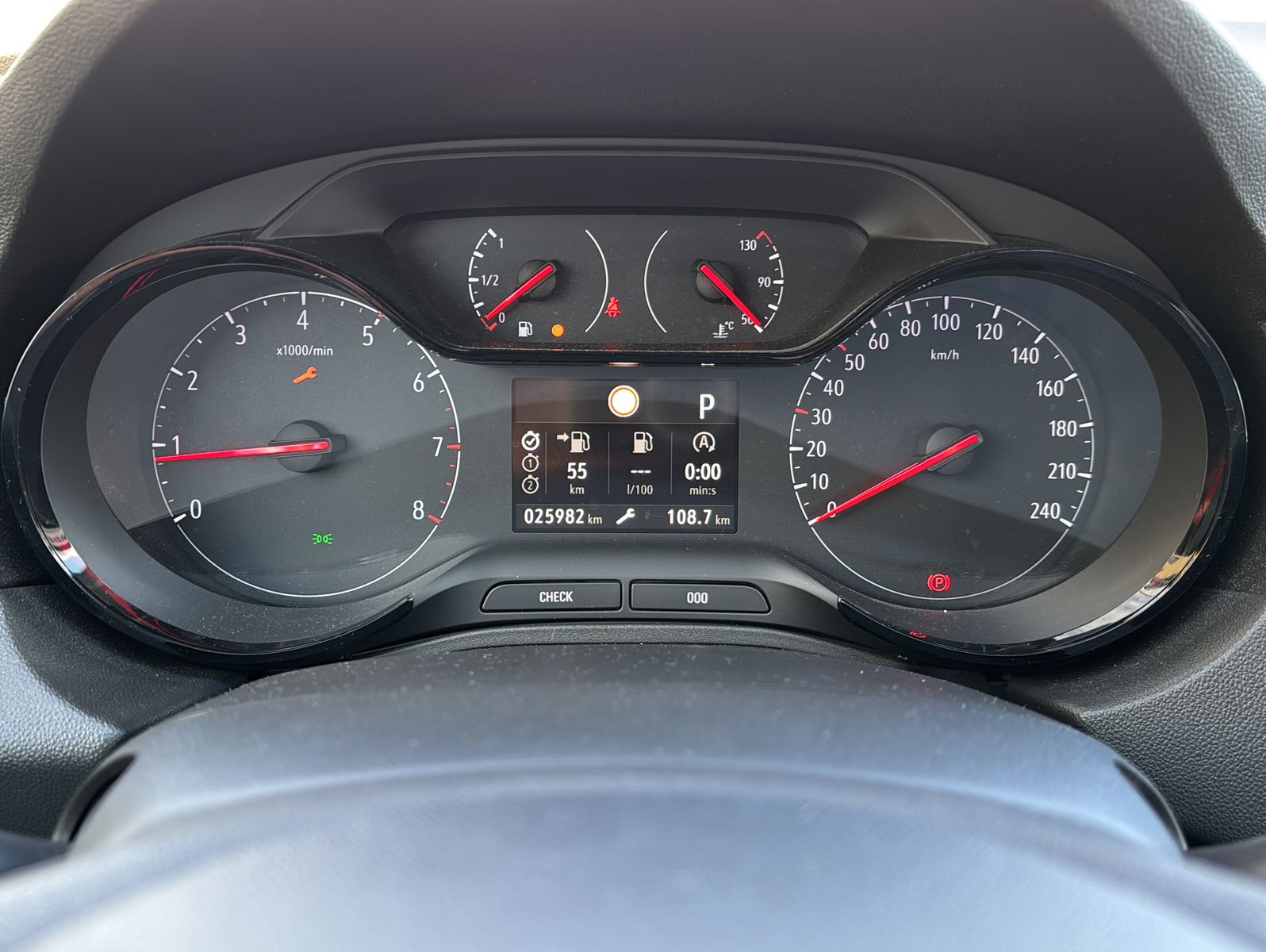 Fahrzeugabbildung Opel Grandland Edition