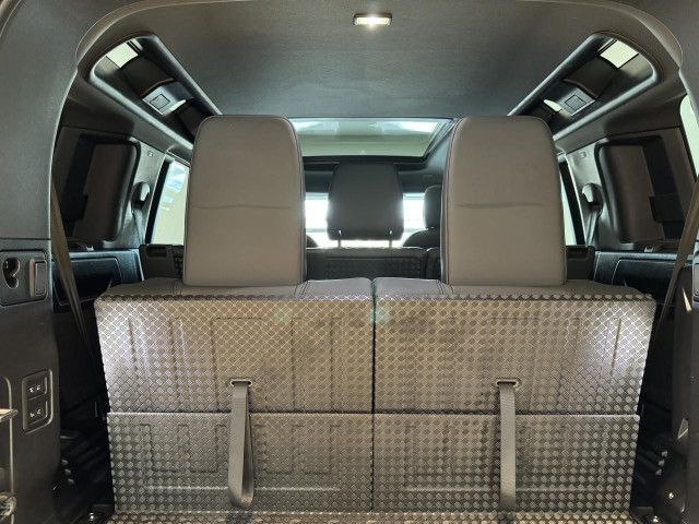 Foto Nummer 16: LAND ROVER Defender