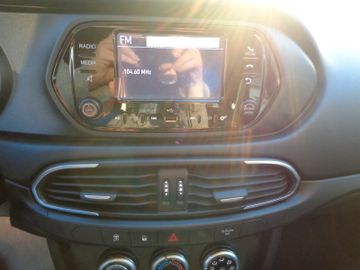 Bild 12 Fiat Tipo Life 1.5 GSE AUT. KLIMA USB DAB TEMPOMAT