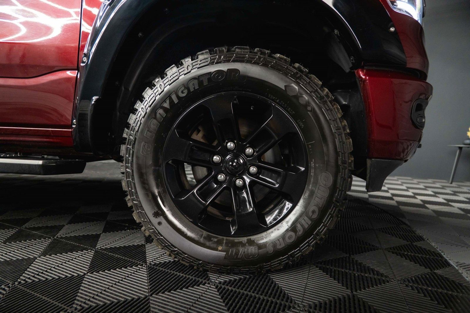 Fahrzeugabbildung Dodge RAM 5.7 V8 HEMI 4x4 NIGHT LARAMIE *Unfallfrei*