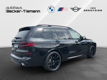 BMW X7 - 6