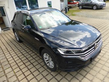 Volkswagen Touareg - 2
