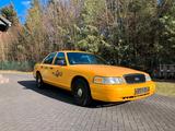 Ford Crown Victoria P71  - Ford Crown Gebrauchtwagen