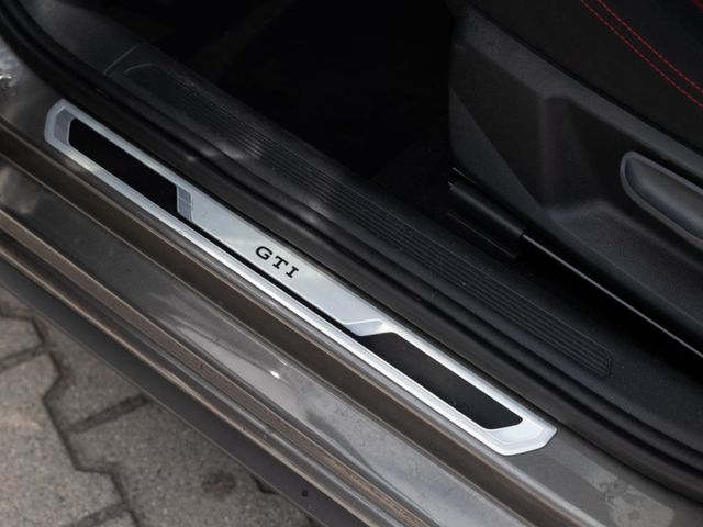 Polo GTI VI 2.0 TSI EU6d-T 147kW DSG LED Navi Pa