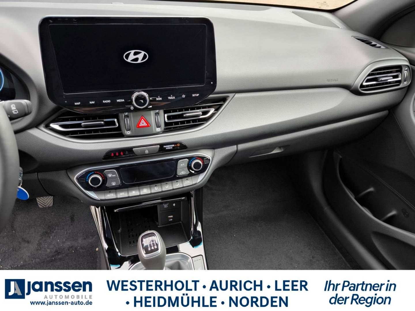 Fahrzeugabbildung Hyundai i30 ADVANTAGE