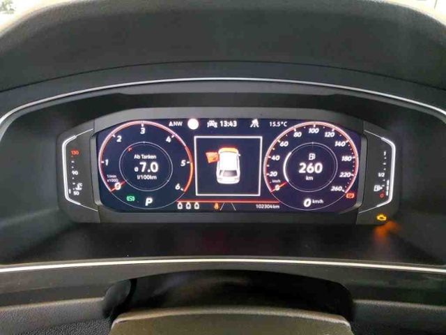 Tiguan 2.0 TDI DSG R-LINE ALLRAD IQ.LIGHT+AHK+eH