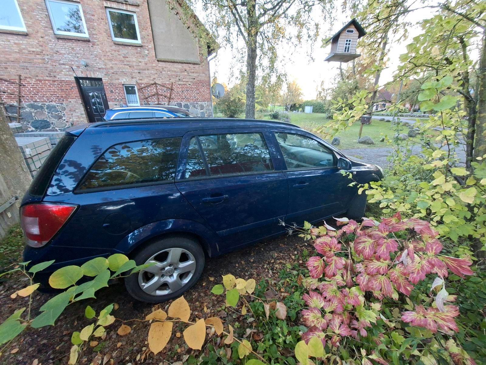 Opel Astra 2007 — engine 102 HP (75kW)