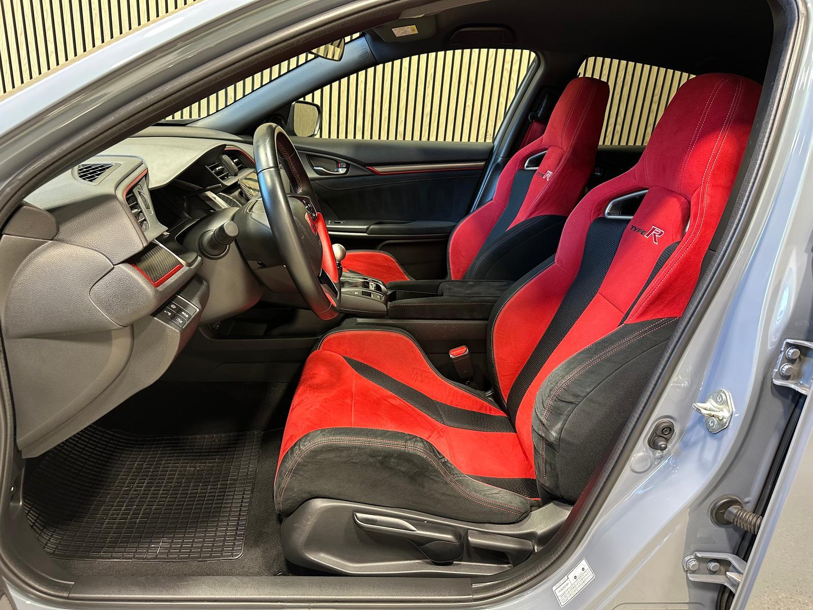 Honda Civic Type R 320 ch • 2.0 VTEC Turbo • 82 300 km • Boîte manuelle 6 • ACC • GPS • Caméra
