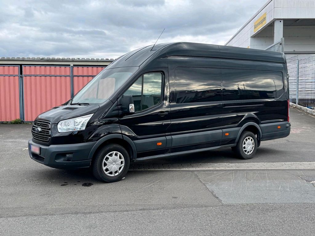 Image of Ford Transit