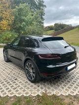 Porsche Macan GTS  - Porsche Gebrauchtwagen in Heilbronn