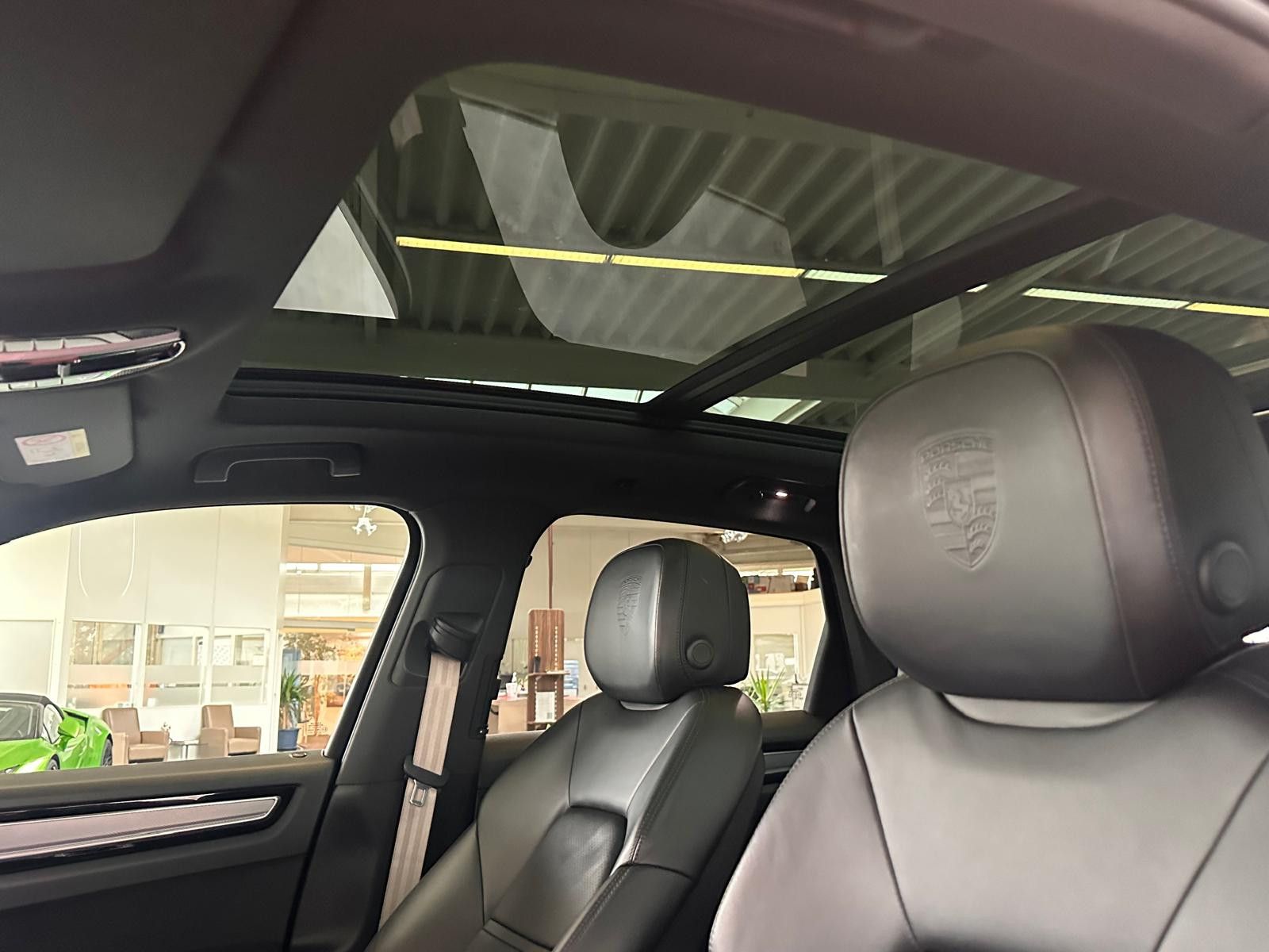 Porsche Cayenne Platinum Edition/PANO/BOSE/LUFT/RFK foto 16