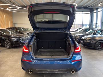 BMW 118 d Sport Line *LED*PDC*CARPLAY*TOUCH*SHZ*TEMP