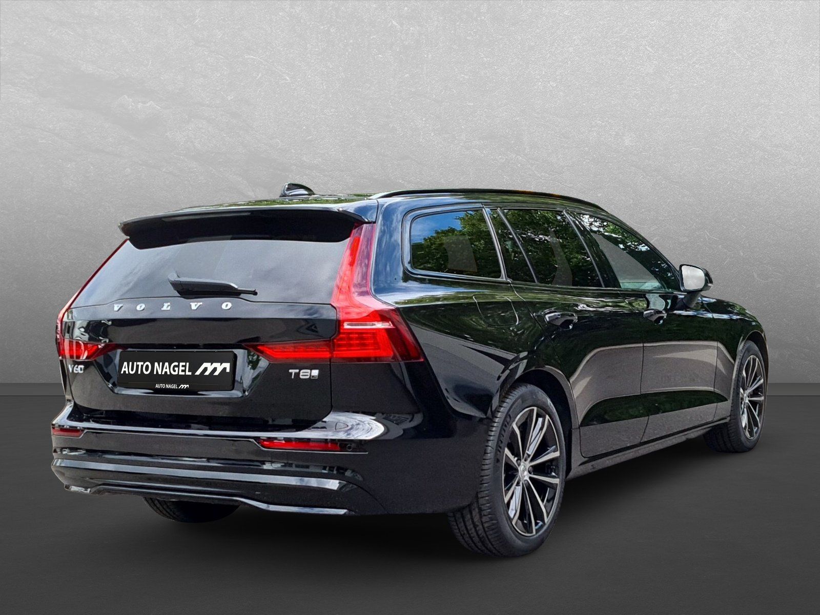 Volvo V60 T8 Plug-in Hybrid Plus AWD Business Edition imagem 3