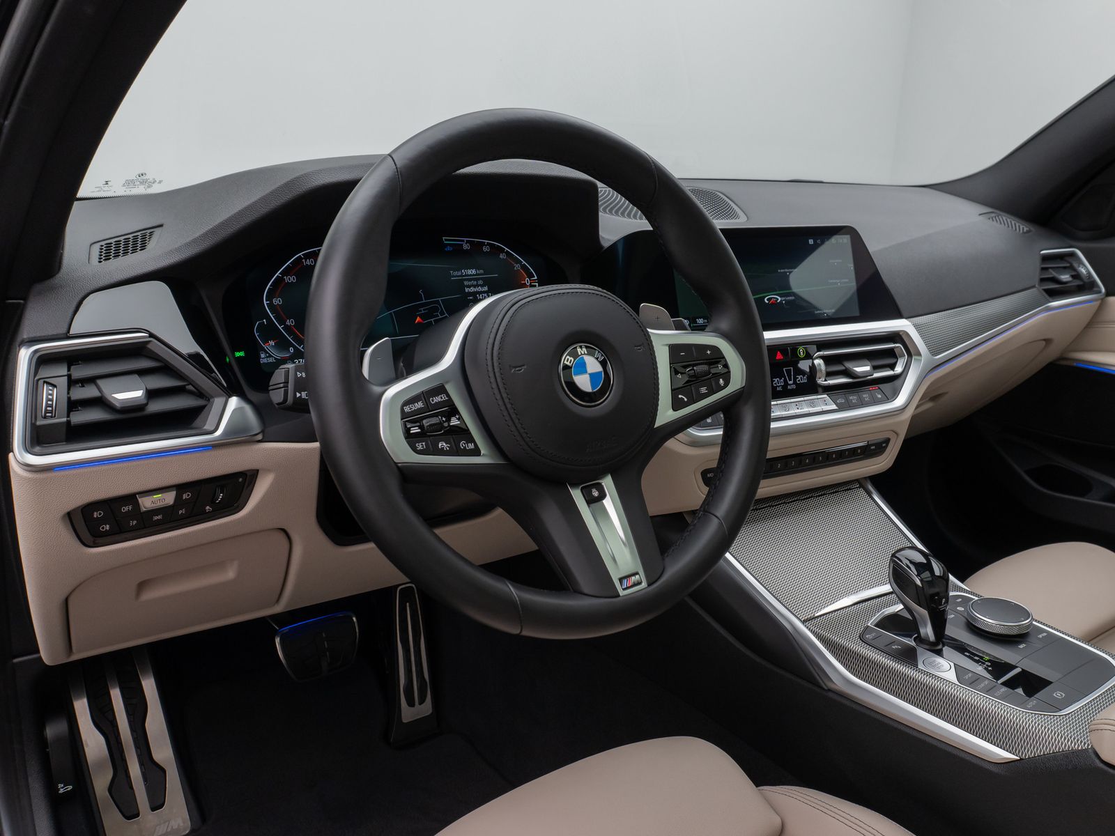 Fahrzeugabbildung BMW 320d M Sport Panorama Laser Kamera HUD DAB HiFi