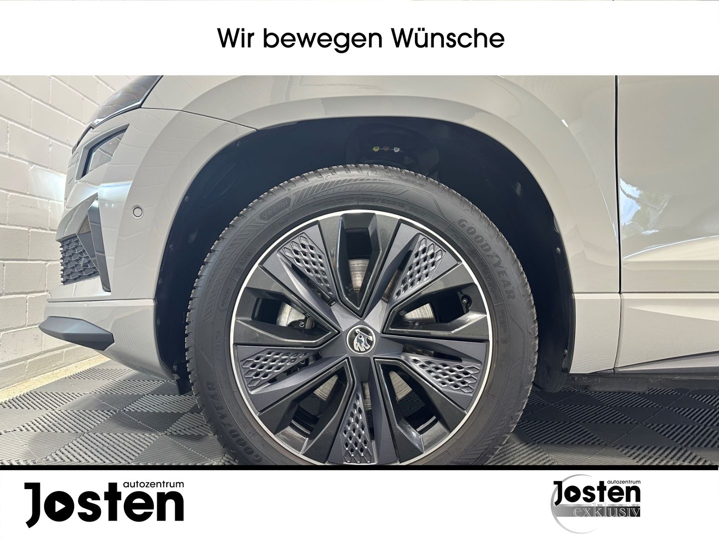 Skoda Karoq Sportline 2.0 TSI 4x4 MTRX CarPlay 360°ACC imagem 2